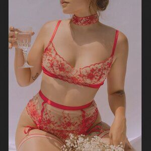 Empress Mimi Foxy Cleopatra Full Set Size Large NWT